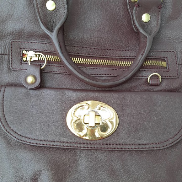 Emma Fox | Burgundy Leather Shoulder Bag - Picture 8 of 13